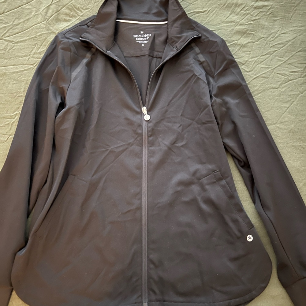 Beyond scrubs jacket